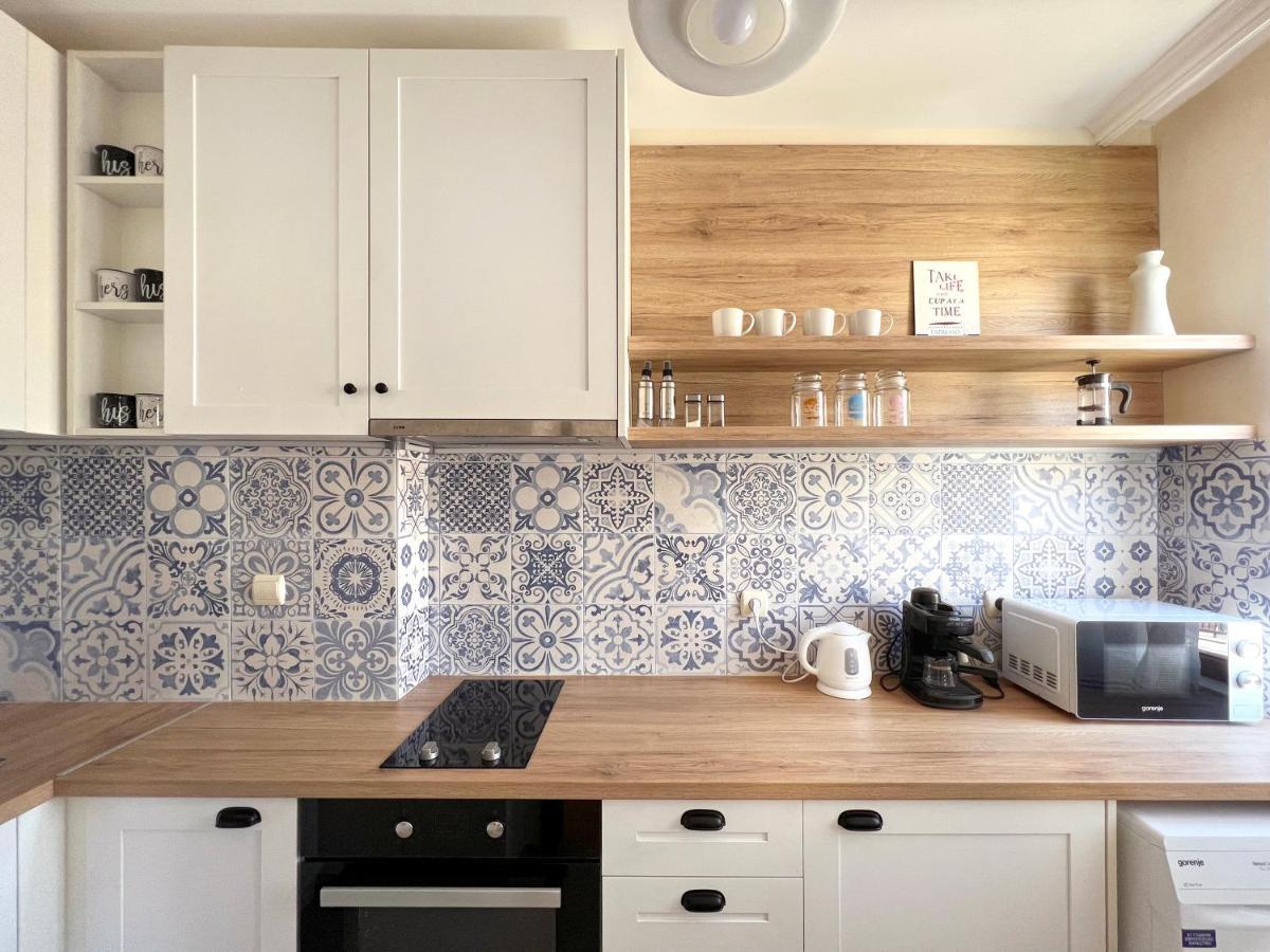 Lovely Apartment With Balcony In Pomorie Old Town By Flat Mаnаger Exterior foto